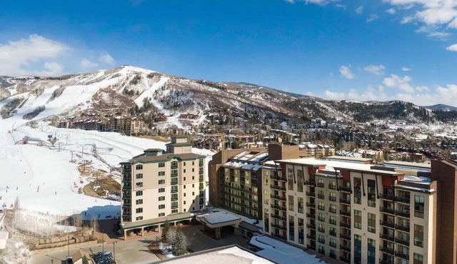 Morningside 3-Bedroom Ski-In/Ski-Out Steamboat Mar. 14th-21st - Sheraton Villa