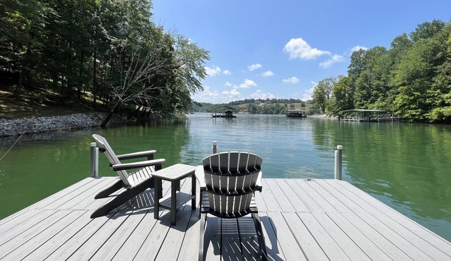 New rental! Luxury living on Tim’s Ford Lake