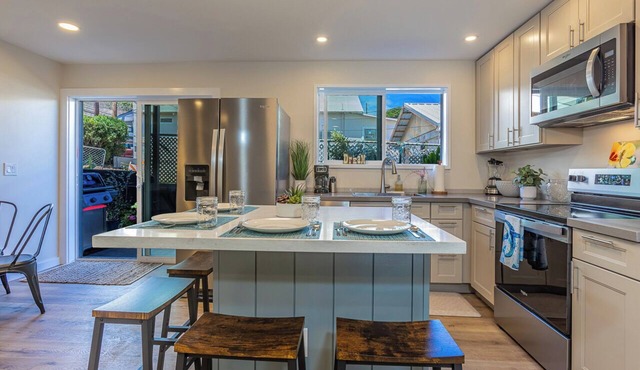 NEW! Spacious 3BR Home in Old Wailuku Town | Central to All of Maui