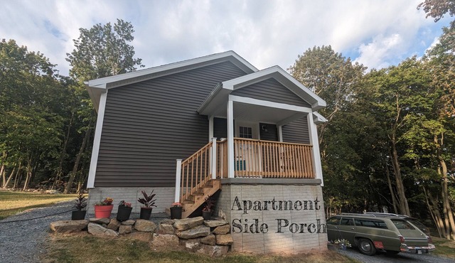New Studio Apartment - Next To Appalachian Trail - Near Ski Liberty