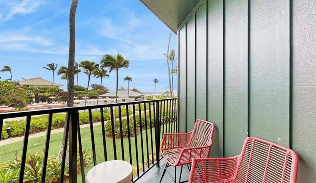 Ocean-View Lihue Getaway with Pools, Gym, Hot Tub & Beach