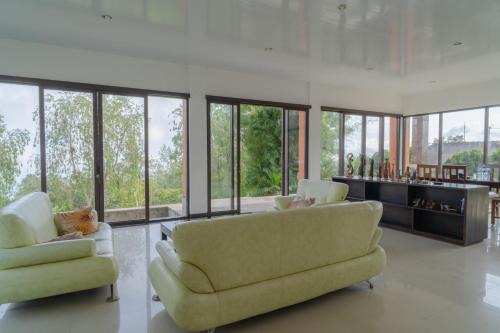 P'26 Villas in Gitgit