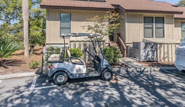 Pet Friendly, golf cart included, club cards available - 209 Tennis Villa