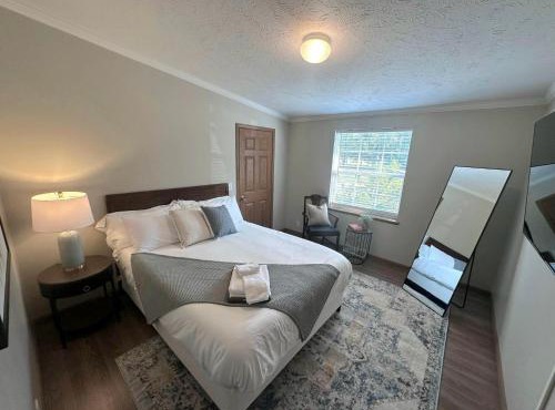 Plainview Vineyard Retreat Sleeps 8