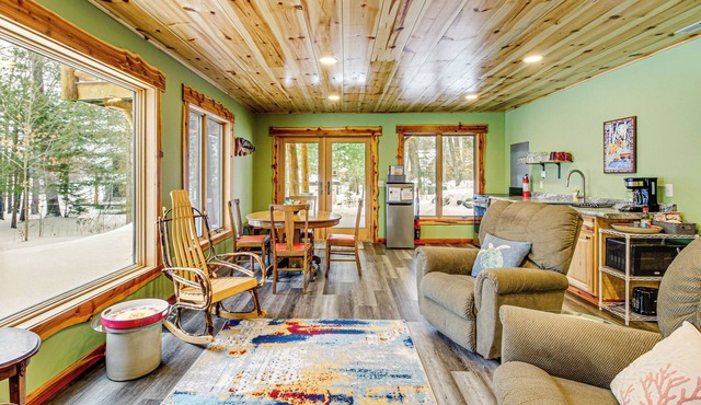 Pokegama Lake Vacation Rental w/Shared Boat Dock!