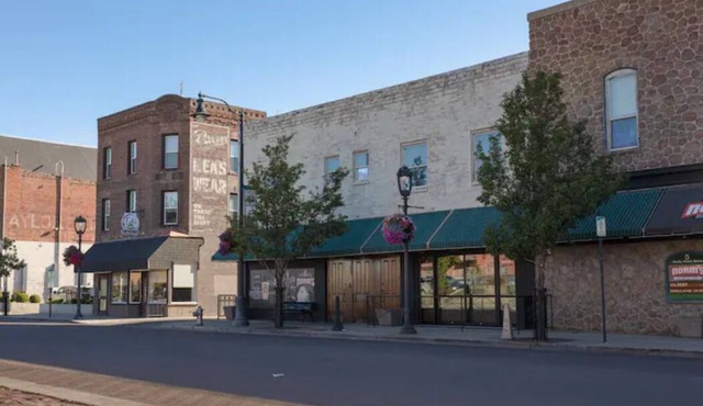Private Workout Gym and Studio Apartment Historic