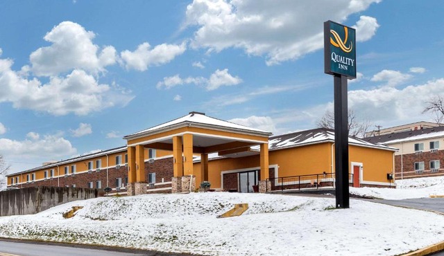 Quality Inn Coraopolis - Pittsburgh Airport