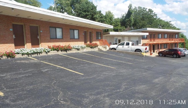 Rivers EDGE MOTEL