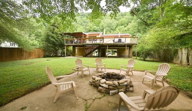 Riverside Roost -bourbon themed waterfront home