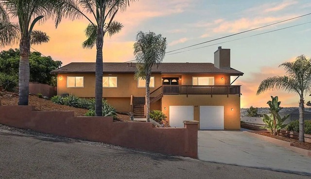 San Diego Hilltop Haven: Game Room+Views! 18 Minutes from Downtown