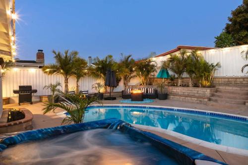 San Diego Oasis with Pool and Hot Tub
