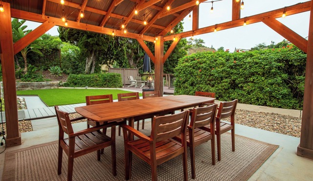 Serene 4 Bedroom with Canyon and Ocean Views