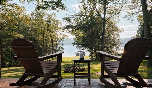 Serene Lakeview Cabin Retreat w/Dock, Kayak & SUP at Indian Lake