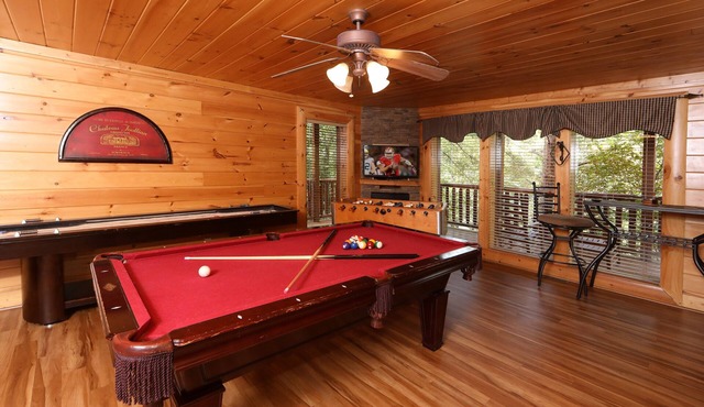 Sevierville 26 - Three Bedroom Villa, Sleeps 10