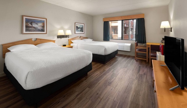 Shell Lake Lodge, a Travelodge by Wyndham
