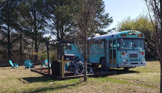 Skoolie Glamping