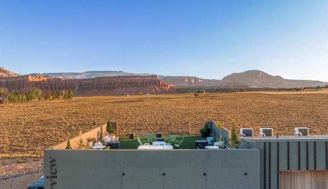 Skyview Hotel in Torrey