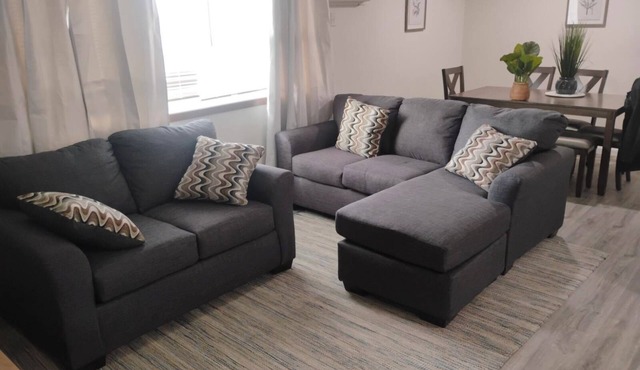Spacious 3-bedroom ground floor apartment with AC, WiFi in charming St. Cloud