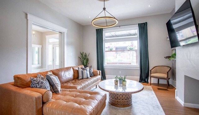 Spacious 5BR Home | Great for Groups & Families