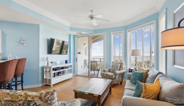 Spacious 5th Floor 2 Bedroom Villa w/Amenities