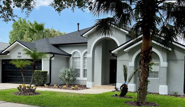 Spacious pool home with privacy,game room(15809) in Clermont