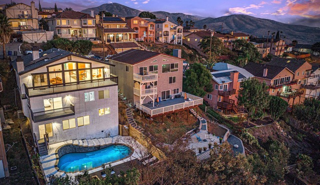 Spring Valley Retreat with Panoramic Views