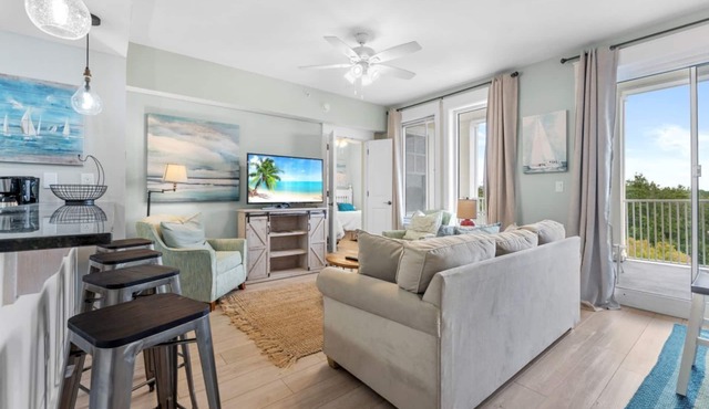 Stylish 2BR/2BA Resort Condo In Baytowne Wharf