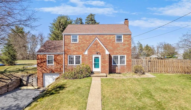Stylish & Modern 4 Bedroom House in Wexford/Pittsburgh with Game Room