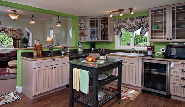 The Irish House