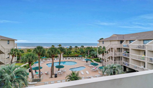Top Floor Oceanfront Bliss Breakers Villa at Coligny Beach
