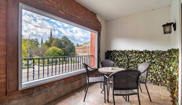 Tranquil 3-bedroom apartment with AC in Westfield