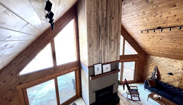 Tranquil & Fun Lakefront Home by Walker on Kabekona. Spacious & Lux. King Beds.