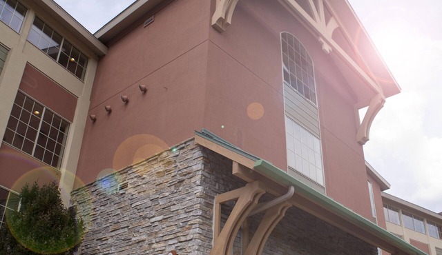 Two Bedoom Lockoff Villa at Lake Geneva's GRAND Resort