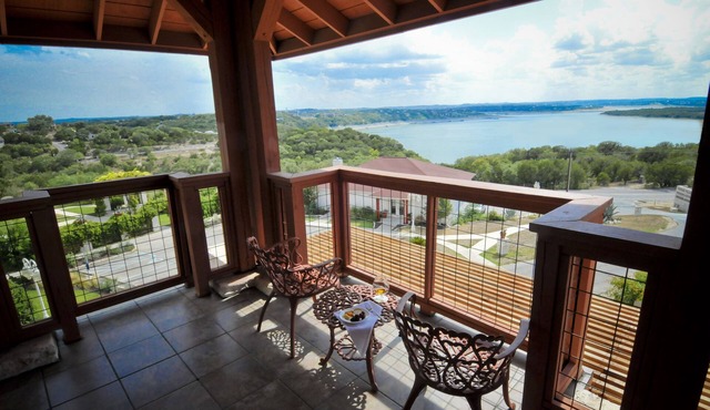 Vintage Villas Hotel & Events