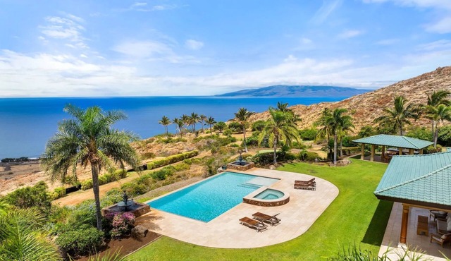 Wailau Place Estate – Iconic Private Retreat Serene 4-bedroom perfect getaway