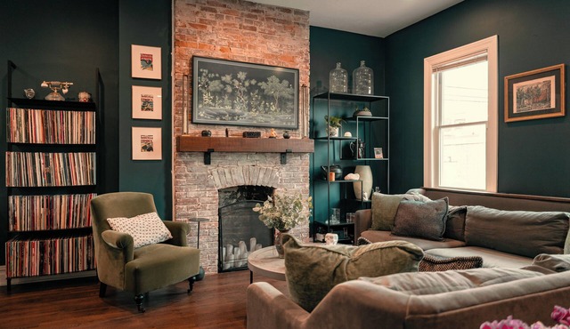 Walk to 2026 NFL Draft - 3 Bedroom & 3.5 Bathroom Home in Mexican War Streets