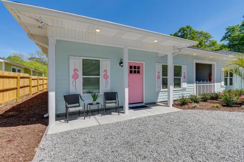 Walk to Restaurants! Coastal Carolina Escape