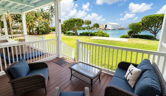 Waterfront Villa in Duck Key | Sunset Views | Sleeps 6