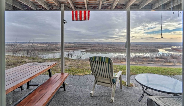 Williston Apartment w/ Missouri River Views! in Williston