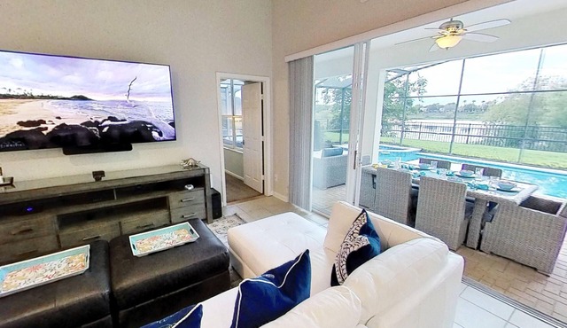 Windsor Hills 2nd Premium 5/5 Lake View Home w/South Pool-Near Disney