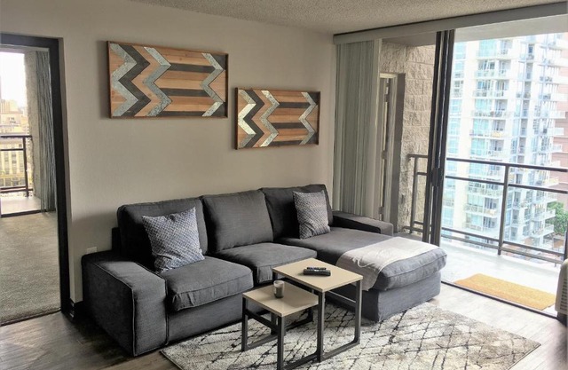 Downtown San Diego 2 Bedroom Apartment