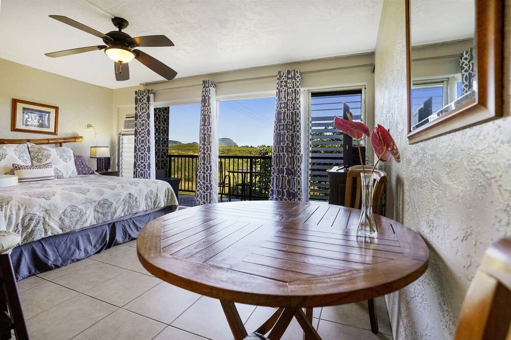 Poipu Condo | Prince Kuhio 335 OCEANVIEW STUDIO