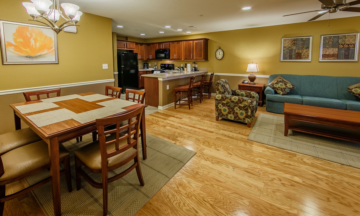 Canyon Lake Hotel | Holiday Inn Club Vacations Hill Country Resort Canyon LK by IHG