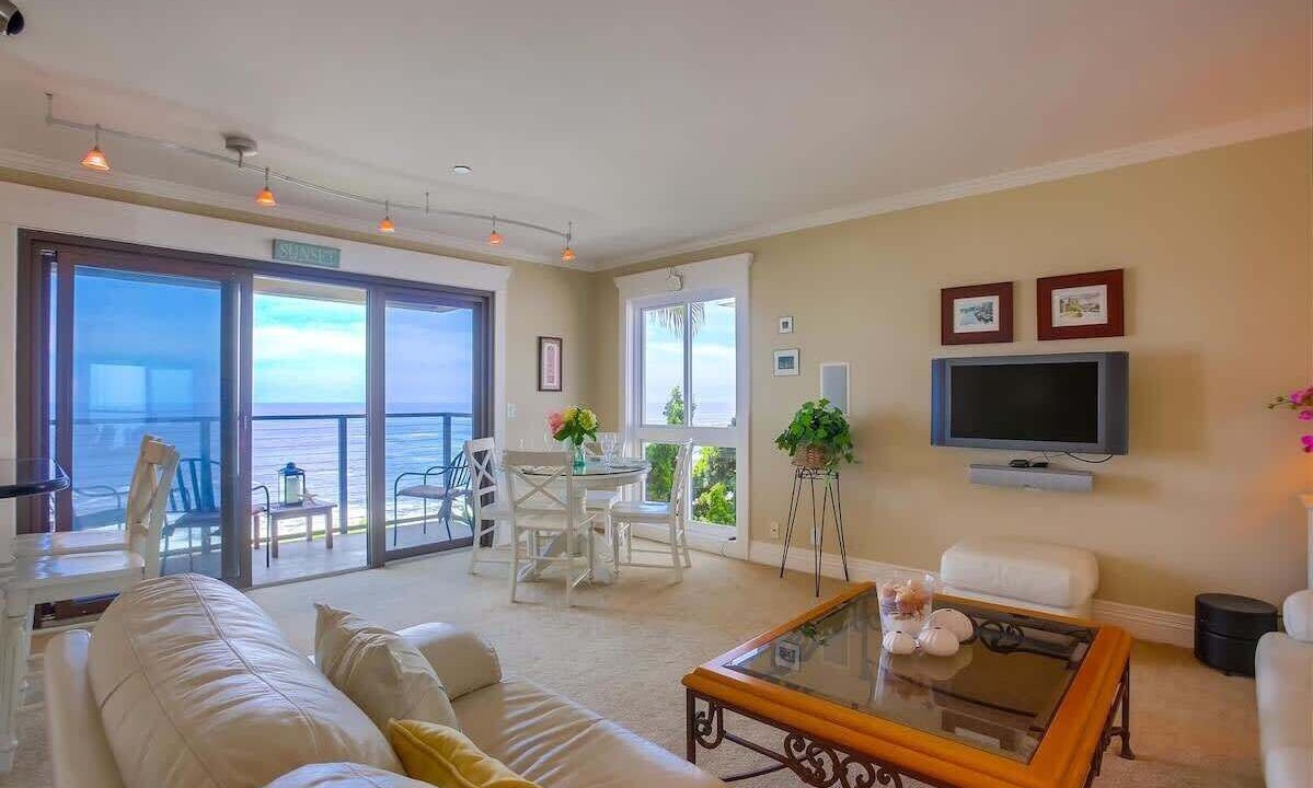 Village of La Jolla Condo | Perfect Sunsets - Unobstructed views of the ocean