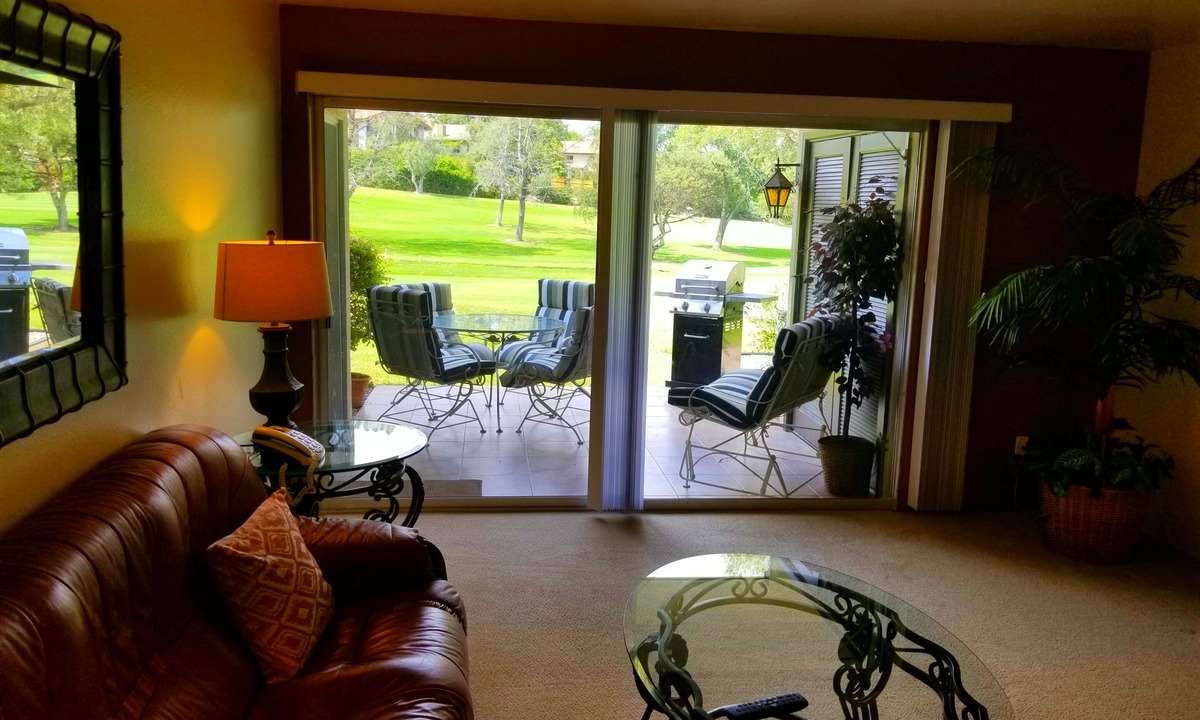 Rancho Bernardo Condo | Superb 2 bdrm Rancho Bernardo VillaontheGreen-SWIM.SPA.TENNIS.PICKLEBALL.Pet OK