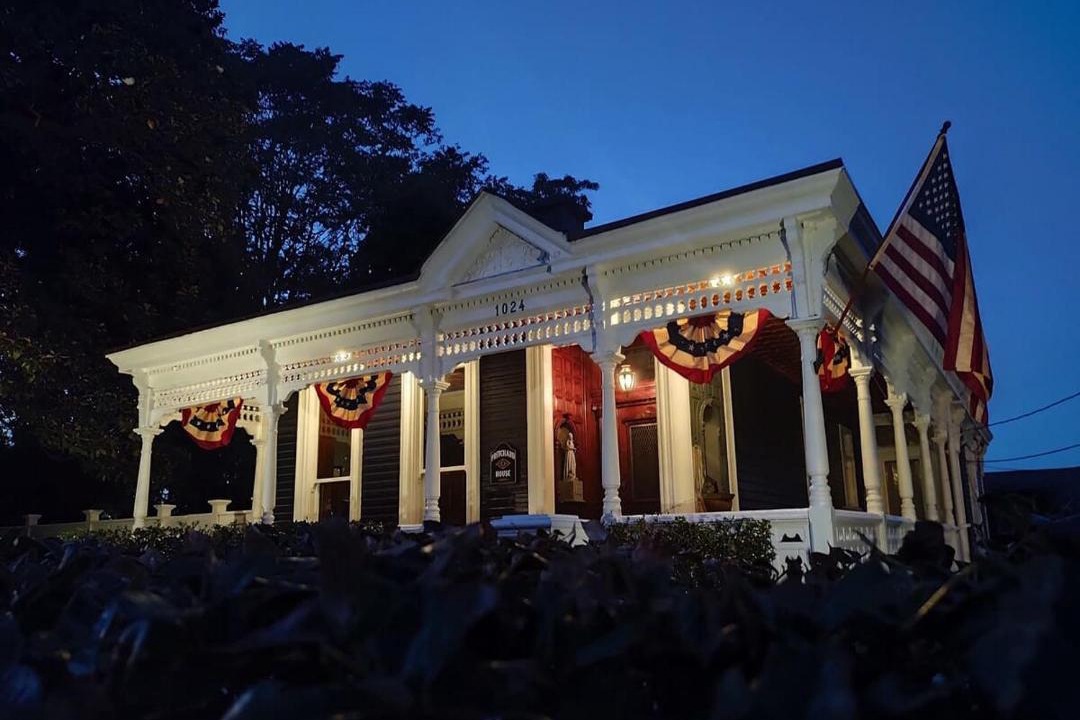 Chestnut Hill House | Market Street House by Stay Local Nashville