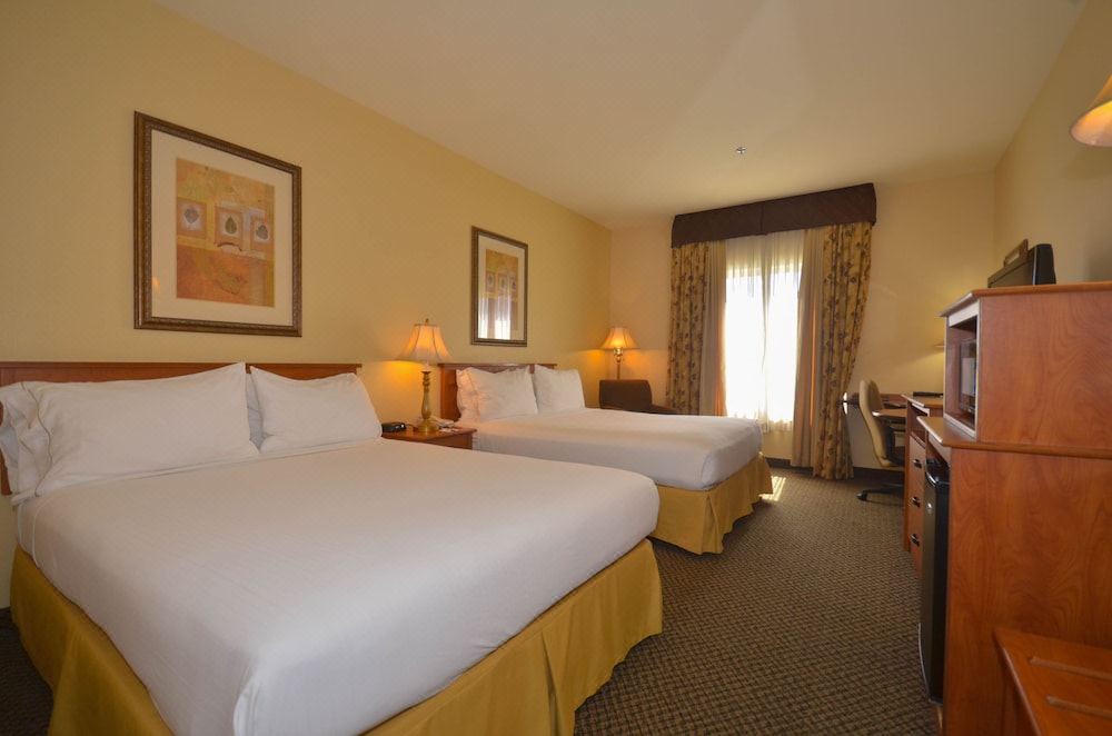 Photo of Bedroom in Sunrise Manor