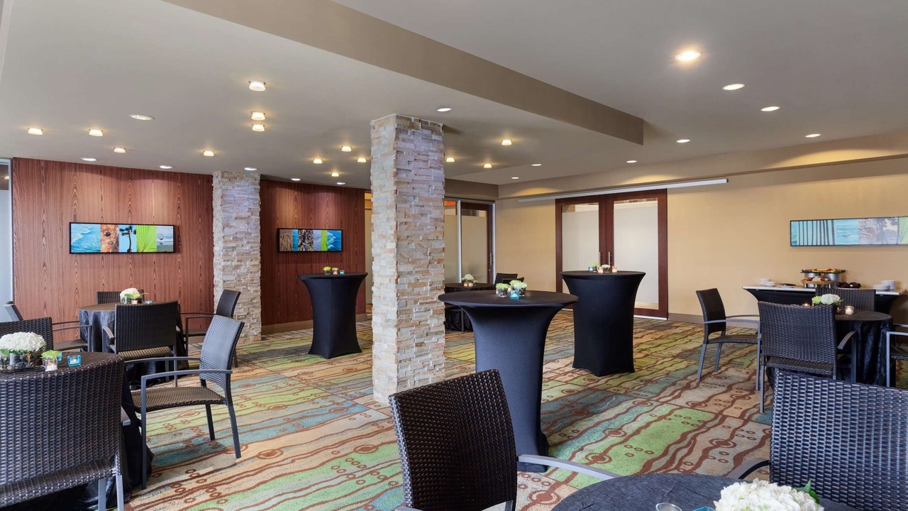Photo of Livingroom in University City