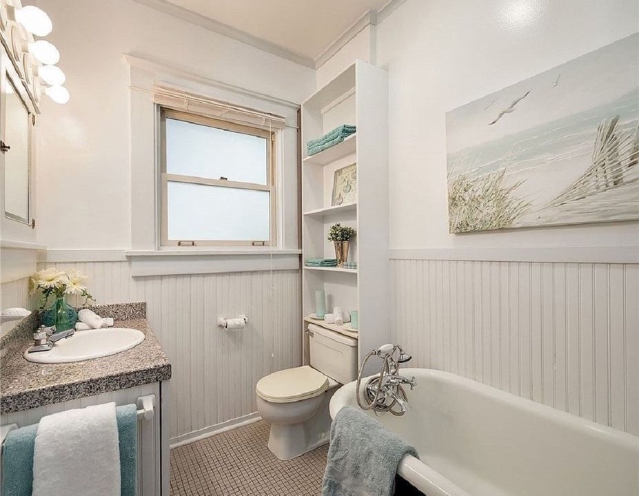 Photo of Bathroom in University City