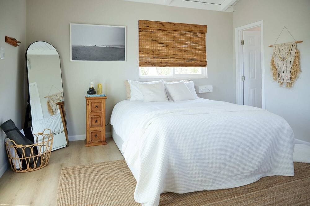 Photo of Bedroom in North Clairemont